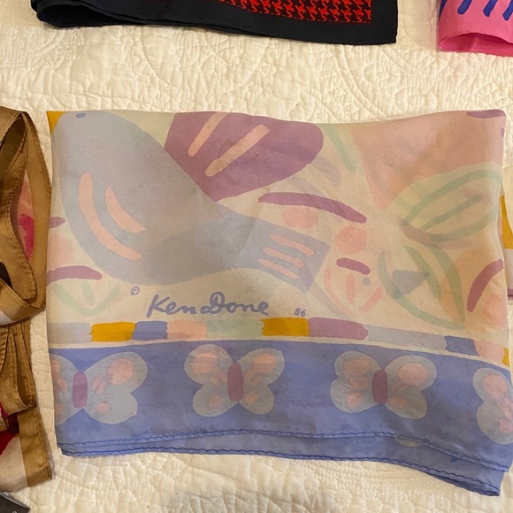 Designer scarfs lot of 12 silk & polyester with Flaws - Picture 3 of 17